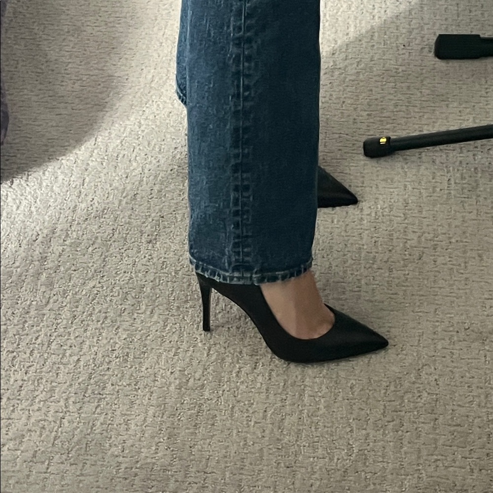 ALDO Classic Black High Heels - Picture 14 of 14